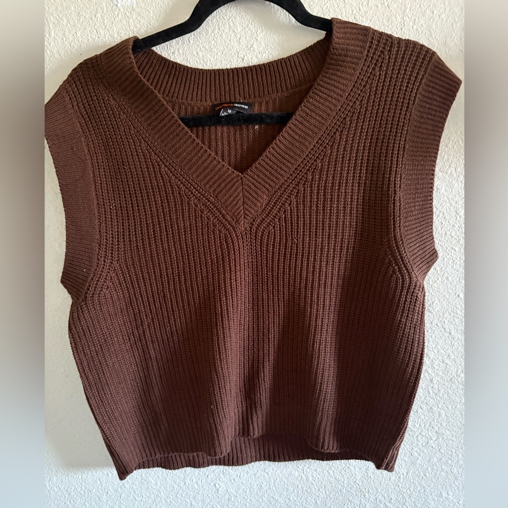 Brown Knit Sweater Vest | V-Neck | Preppy Minimal | Size L - Picture 2 of 2